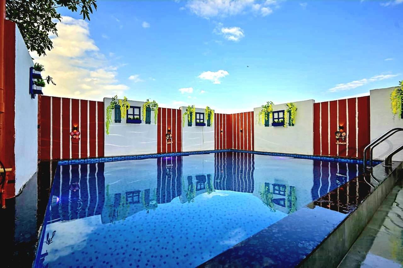 Ll Empyrean Stay Ll Airawat Villa Ll 2Bhk Ll Ac Ll Private Pool Ll Wifi Ll Лонавала Екстериор снимка